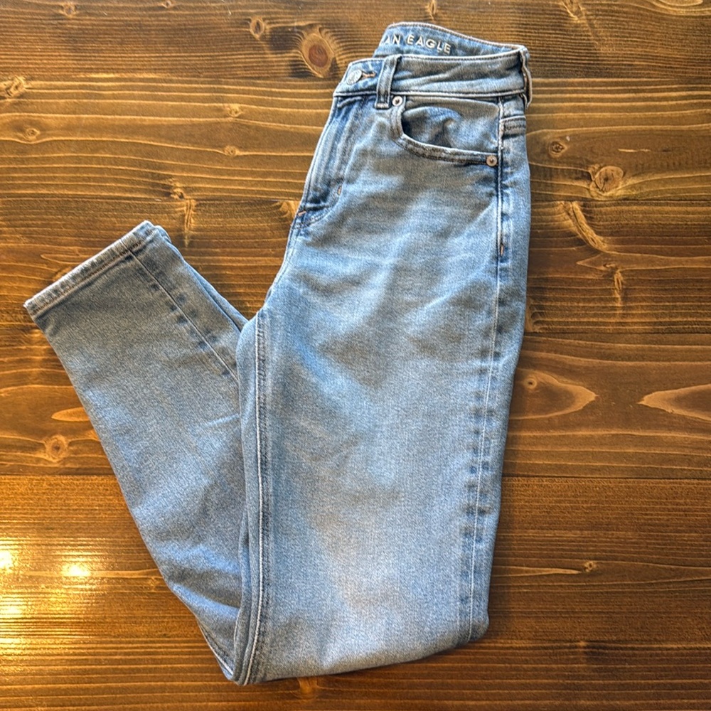 American Eagle Mom Jeans
